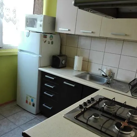 Przestrzenna 36 *
